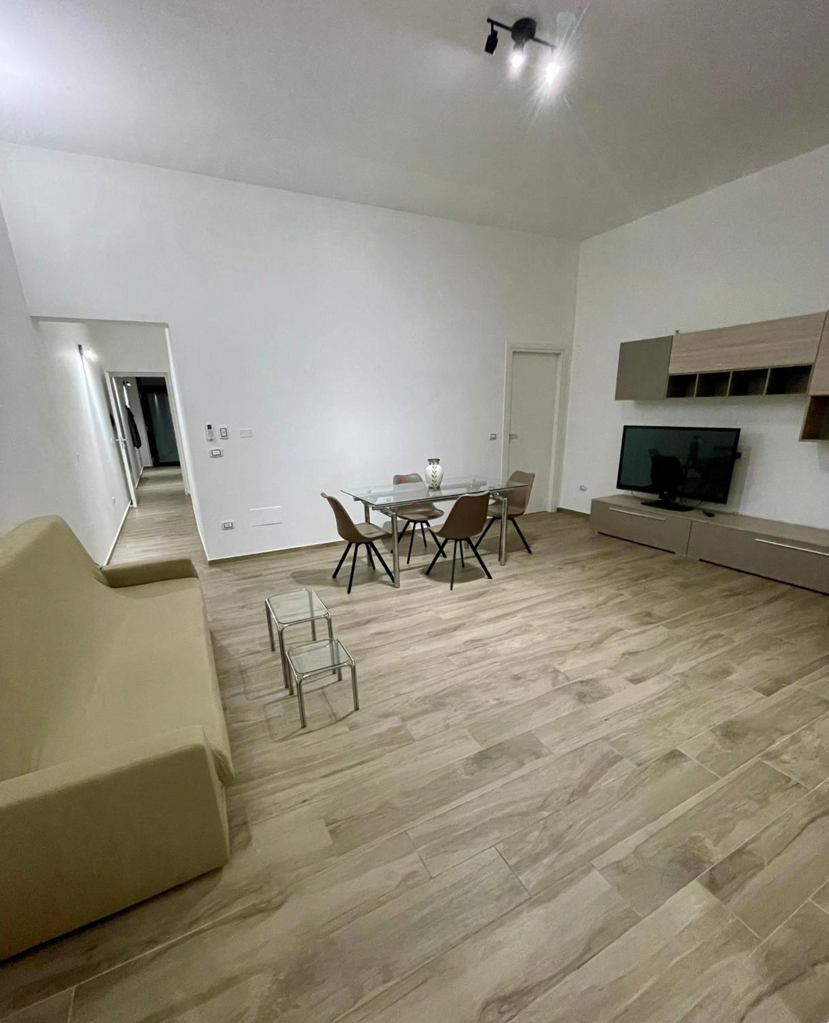 Cristina Home San Pietro Vernotico Exteriör bild