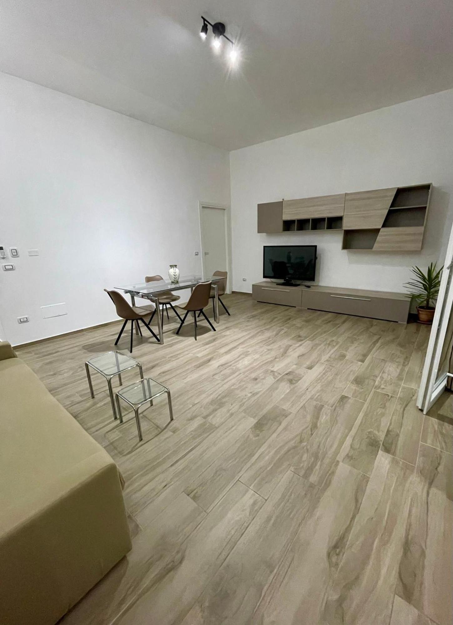 Cristina Home San Pietro Vernotico Exteriör bild